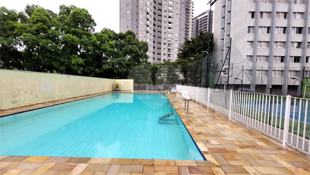 Apartamento à venda com 3 quartos, sendo 1 suíte, em Planalto Paulista, São Paulo, SP