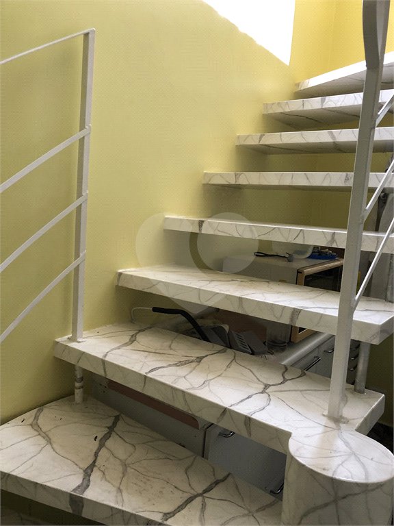 Sobrado à venda com 3 quartos, sendo 1 suíte, em Vila Gustavo, São Paulo, SP