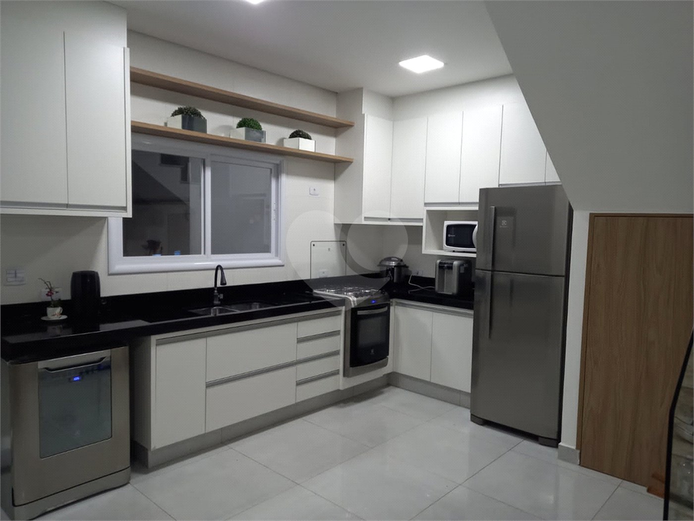 Casa à venda com 3 suítes no condomínio Vila Rica, Indaiatuba - SP