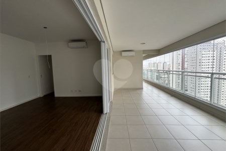 Apartamento à venda com 4 quartos, sendo 2 suítes, em Barra Funda, São Paulo, SP