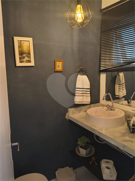 Casa à venda com 3 suítes em Vila Lavínia, Mogi das Cruzes, SP