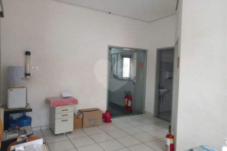 Sobrado à venda ou para alugar com 1 quarto em Chácara Santo Antônio, São Paulo, SP