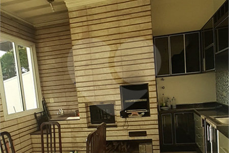 Casa em condomínio à venda ou para alugar com 5 quartos, sendo 3 suítes,  no Centro, Bom Jesus dos Perdões, SP
