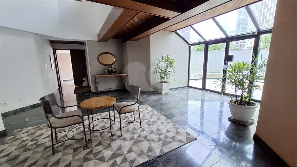 Apartamento à venda com 3 suítes em Santana, São Paulo, SP