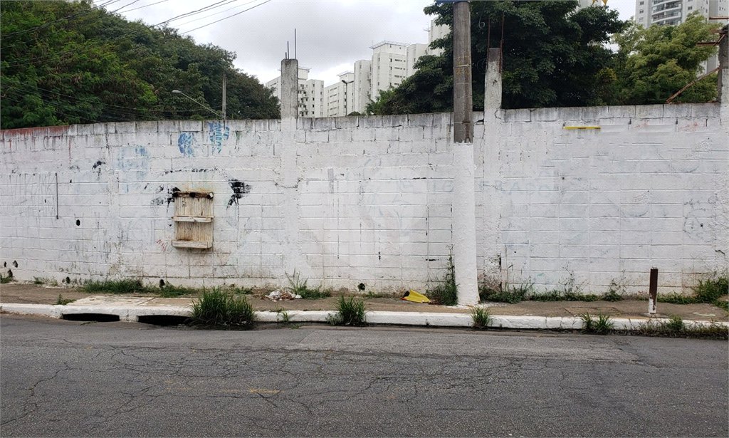 Terreno à venda em Jardim Marajoara, São Paulo, SP