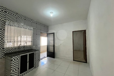 Casa à venda com 1 suíte em Vila Carolina, Itapetininga, SP