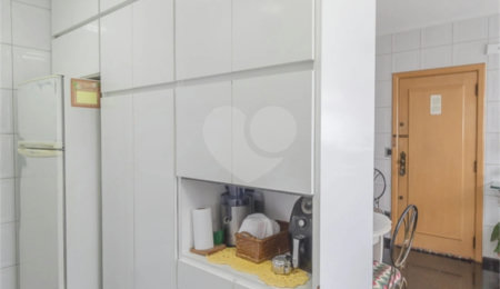 Apartamento à venda com 3 quartos, sendo 1 suíte,  em Vila Monumento, São Paulo, SP