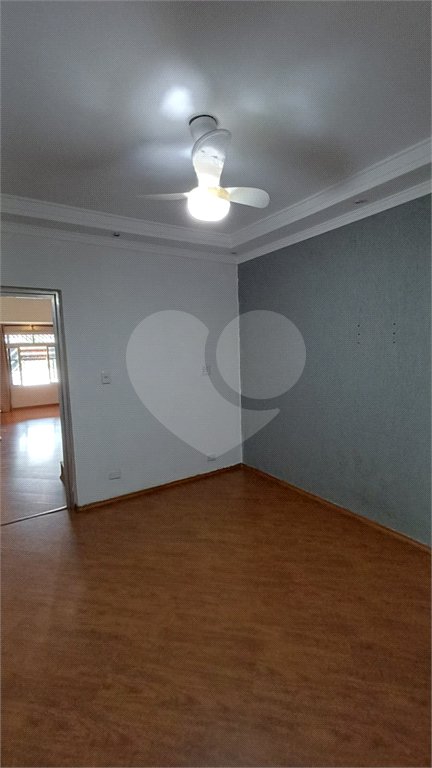 Sobrado à venda com 3 quartos em Bonfim, Osasco, SP