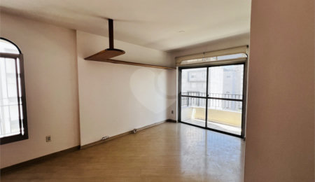 Apartamento à venda com 3 quartos, sendo 1 suíte,  em Santa Cecília, São Paulo, SP