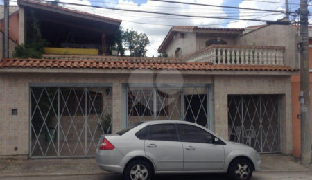 Casa à venda com 3 quartos, sendo 1 suíte,  em Vila Romero, São Paulo, SP