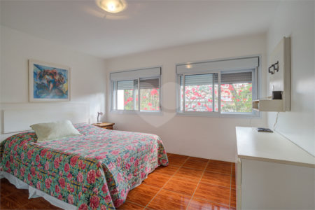 Casa de Vila à venda com 4 suítes em Granja Julieta, São Paulo, SP