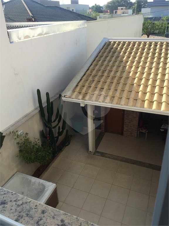 Casa à venda com 3 suítes no condomínio Lago da Serra, Araçoiaba da Serra - SP