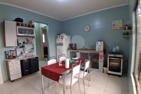Casa à venda com 2 suítes em Vila Progresso, Itapetininga, SP