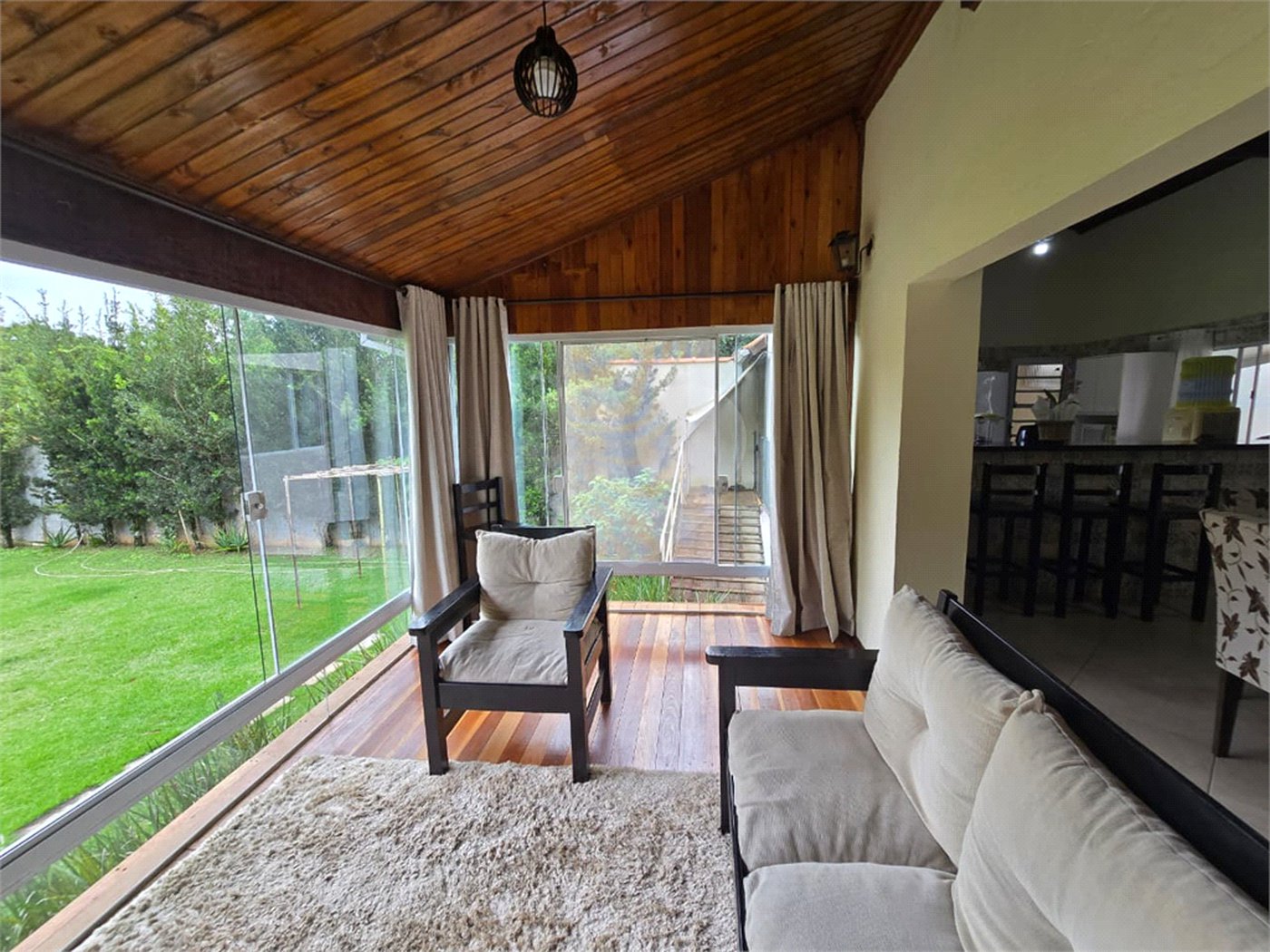 Chácara à venda com 3 quartos, sendo 1 suíte, em Cercadinho, Alambari, SP