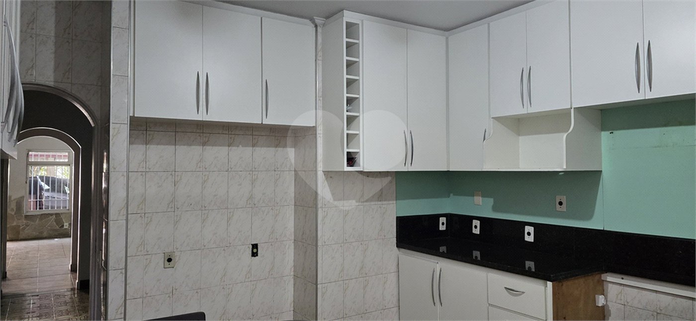 Casa à venda com 3 quartos, sendo 1 suíte, em Lar São Paulo, São Paulo, SP