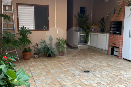 Casa à venda com 3 quartos no condomínio Boa Vista, São Roque - SP