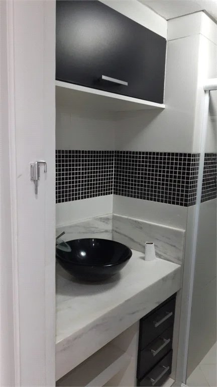 Apartamento à venda com 2 quartos em Vila das Belezas, São Paulo, SP