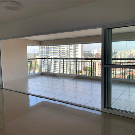 Apartamento à venda ou para alugar com 3 suítes em Santo Amaro, São Paulo, SP