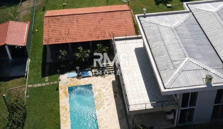 Chácara à venda com 4 suítes em Distrito de Porto, Capela do Alto, SP