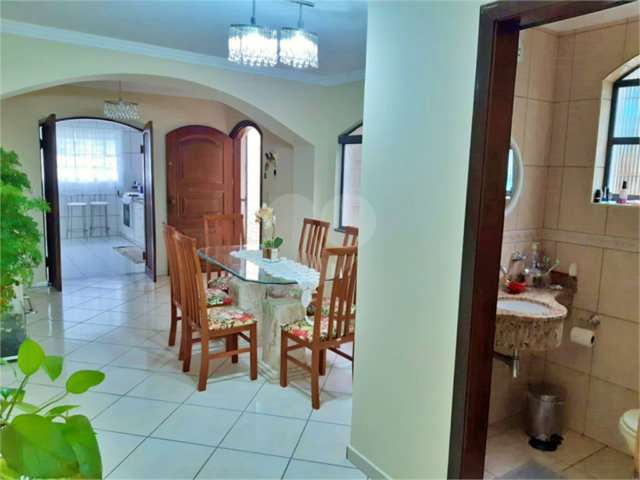 Casa à venda com 3 quartos, sendo 2 suítes,  em Santana, São Paulo, SP