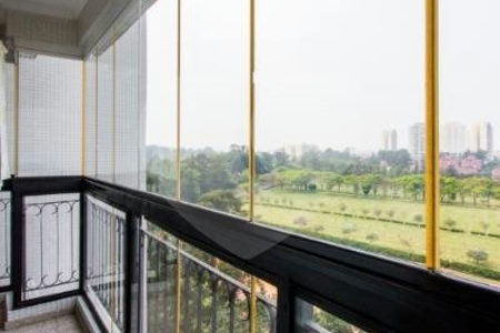 Apartamento à venda com 4 suítes em Jardim Marajoara, São Paulo, SP