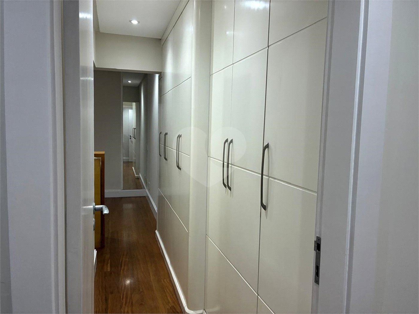 Apartamento à venda com 3 quartos, sendo 1 suíte, em Vila Guilherme, São Paulo, SP
