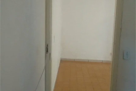 Sobrado à venda com 4 quartos, sendo 1 suíte, em Jardim Germânia, São Paulo, SP