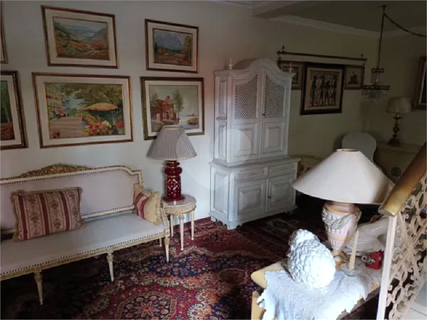 Casa à venda com 4 quartos, sendo 3 suítes, em Cambuci, São Paulo, SP
