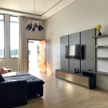 Casa à venda com 2 quartos, sendo 3 suítes, no Centro, Salto Grande, SP