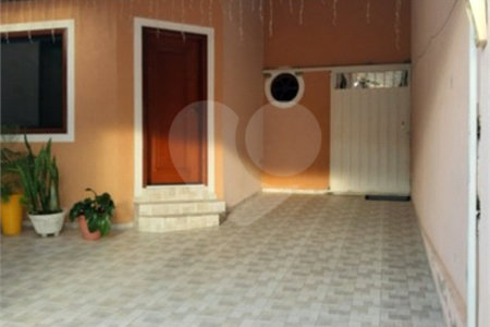 Casa à venda com 2 quartos, sendo 1 suíte, em Altos de Votorantim, Votorantim, SP