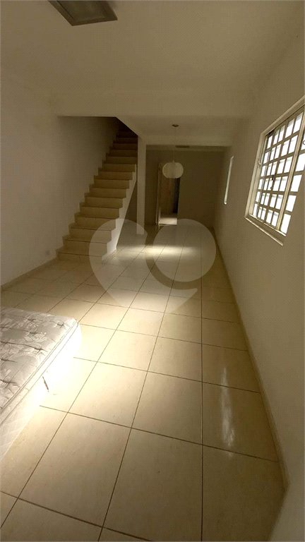 Casa Térrea à venda com 2 suítes em Jardim São Francisco, Mogi das Cruzes, SP