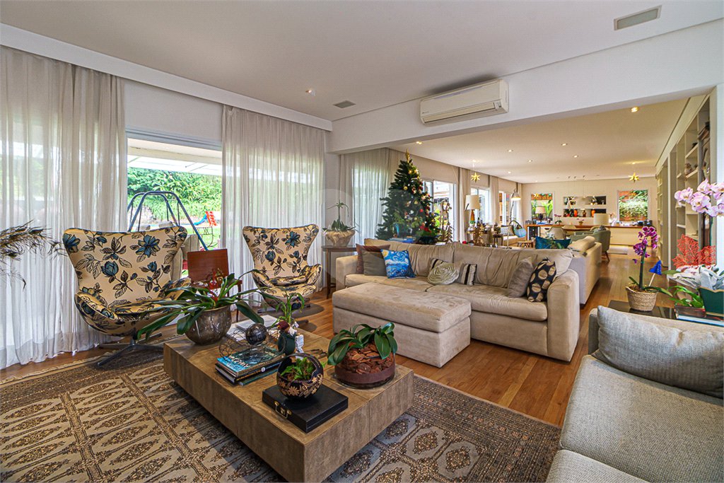 Casa à venda com 5 suítes em Jardim Morumbi, São Paulo, SP