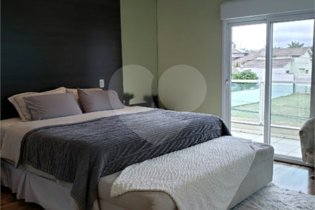 Casa à venda ou para alugar com 4 suítes no condomínio Suzano, Suzano - SP