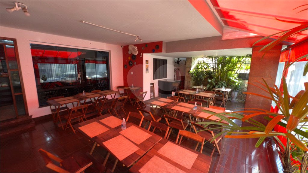 Casa à venda com 3 suítes em Vila Leão, Sorocaba, SP