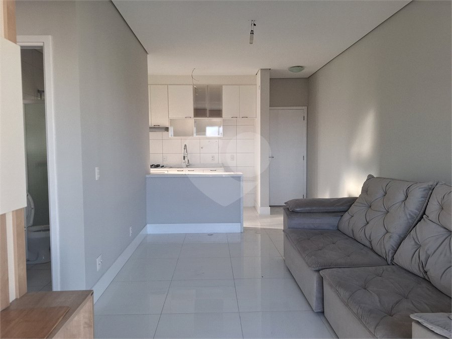 Apartamento à venda com 2 quartos, sendo 1 suíte,  em Vila Suissa, Mogi das Cruzes, SP