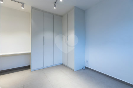Apartamento à venda com 2 quartos, sendo 1 suíte, em Santo Amaro, São Paulo, SP