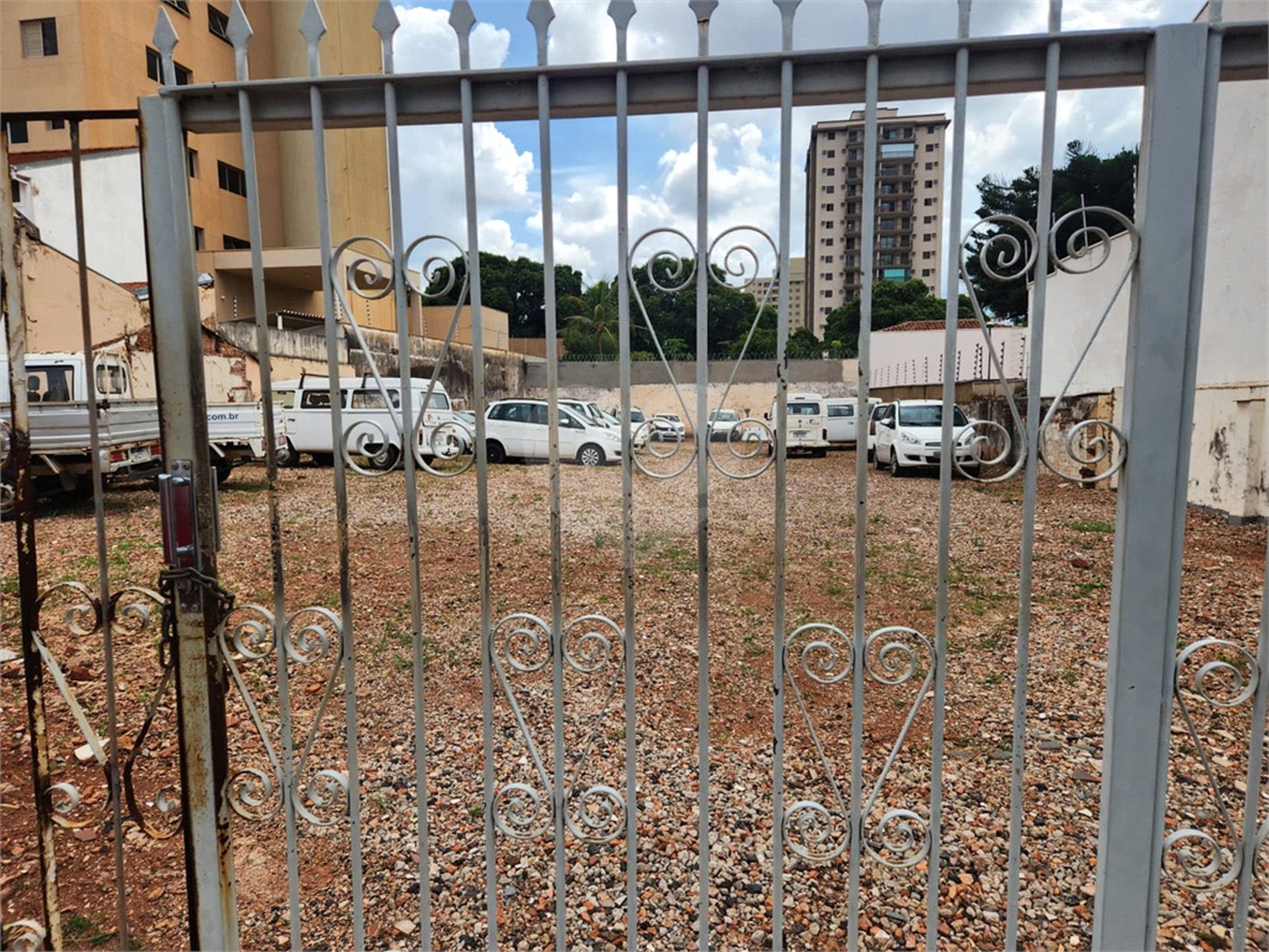 Terreno à venda em Jardim Nova América, Araraquara, SP