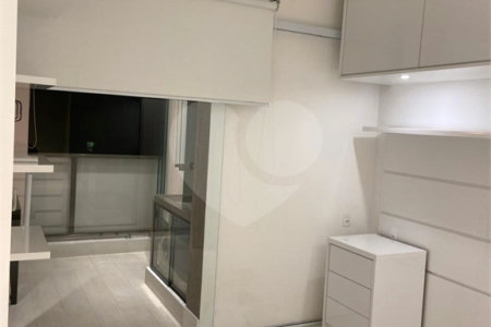Apartamento à venda com 1 quarto em Barra Funda, São Paulo, SP
