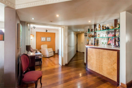 Apartamento à venda com 3 suítes em Sumaré, São Paulo, SP