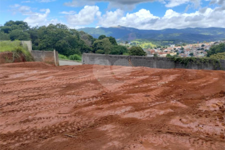 Terreno em Atibaia