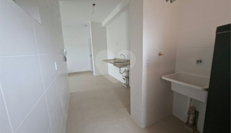 Apartamento à venda ou para alugar com 3 quartos, sendo 1 suíte, em Vila Macia, Itapetininga, SP