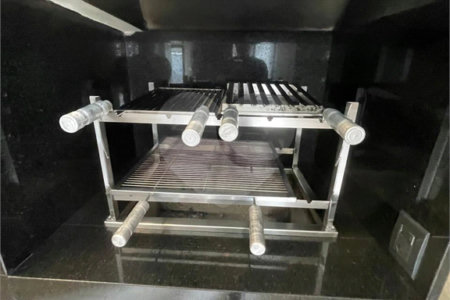 Casa à venda com 3 suítes no condomínio Hills, Arujá - SP