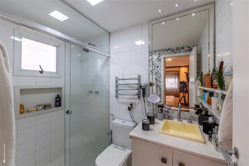 Apartamento à venda com 3 quartos, sendo 2 suítes, em Jardim Marajoara, São Paulo, SP