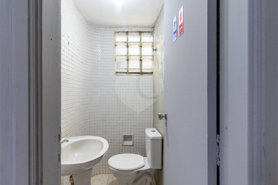 Casa para alugar no condomínio Alfredo Pujol, São Paulo - SP