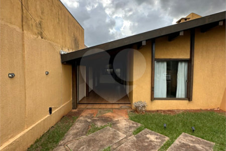 Casa à venda com 3 quartos, sendo 1 suíte, em Portal do Morumbi, Ponta Porã, MS