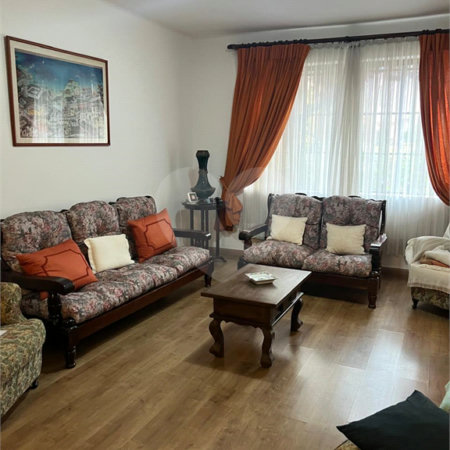 Casa à venda com 3 quartos, sendo 1 suíte, em Vila Mariana, São Paulo, SP