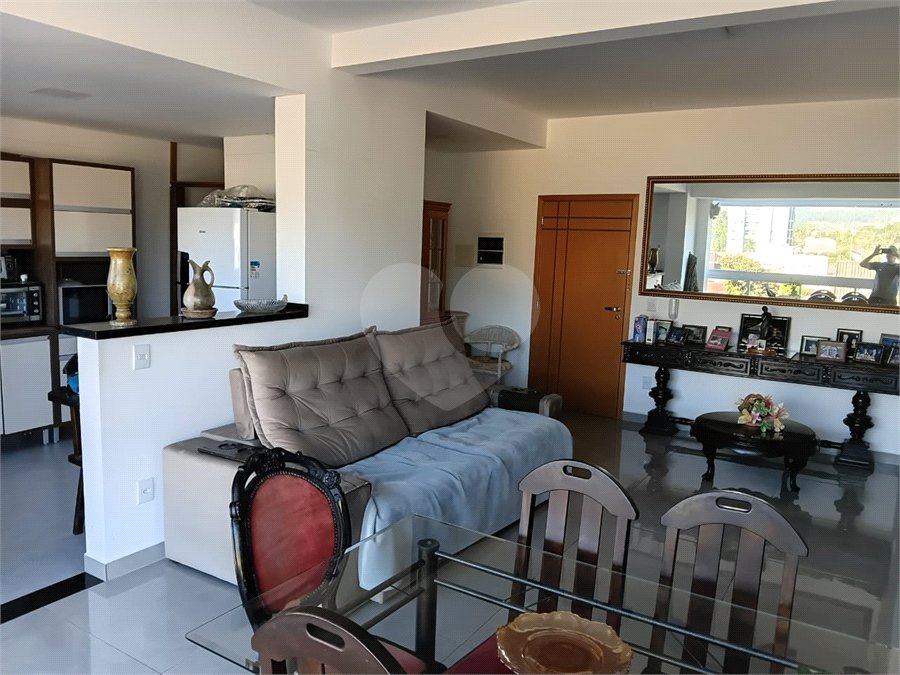 Apartamento à venda com 2 quartos, sendo 1 suíte, em Jardim Maristela, Atibaia, SP