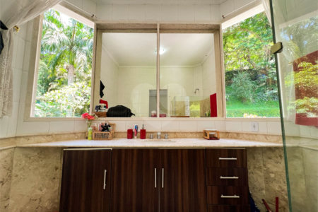 Casa à venda com 5 quartos, sendo 3 suítes,  em São Conrado, Rio de Janeiro, RJ