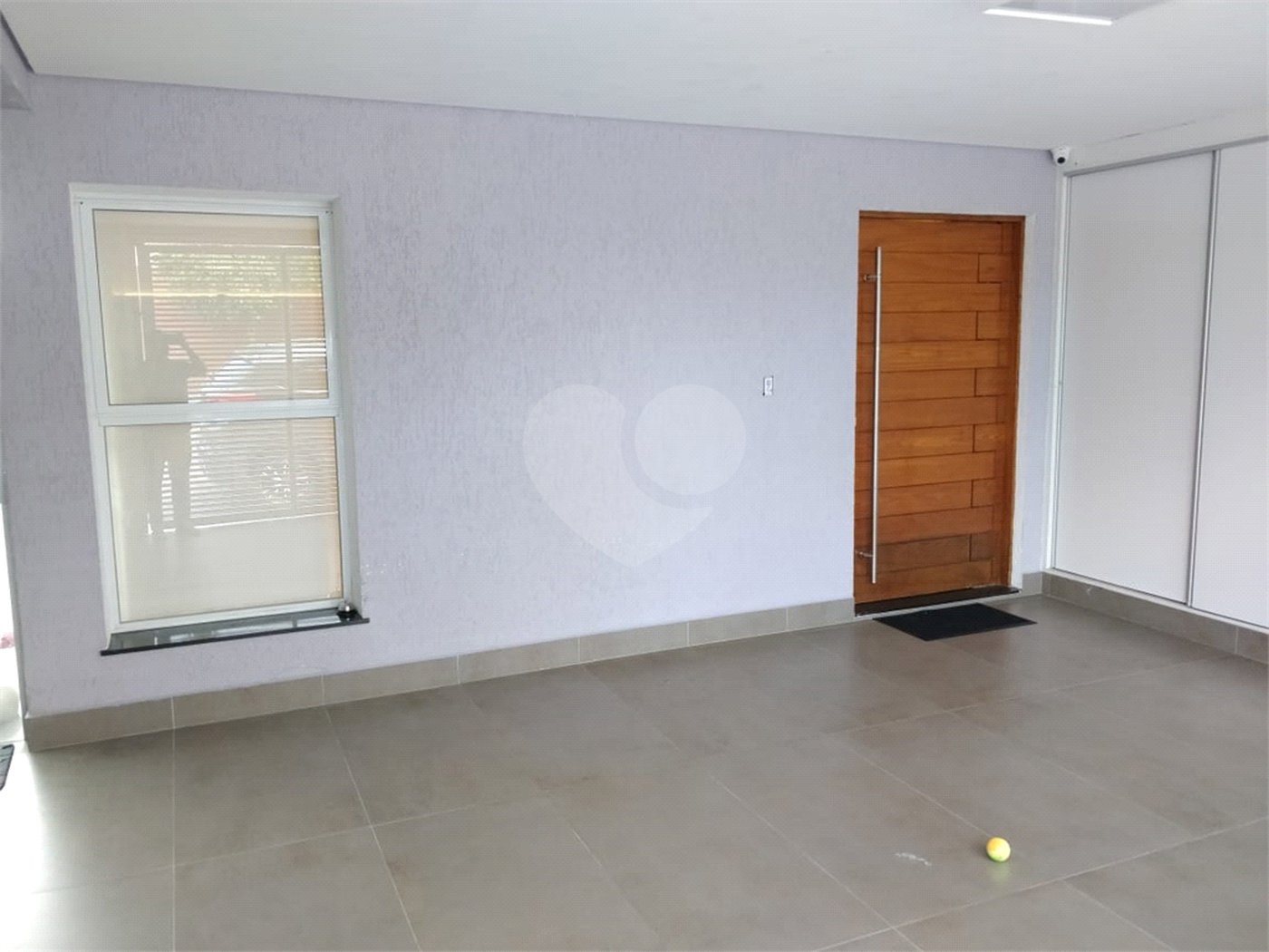 Sobrado à venda com 3 quartos, sendo 1 suíte,  em Vila Oliveira, Mogi das Cruzes, SP