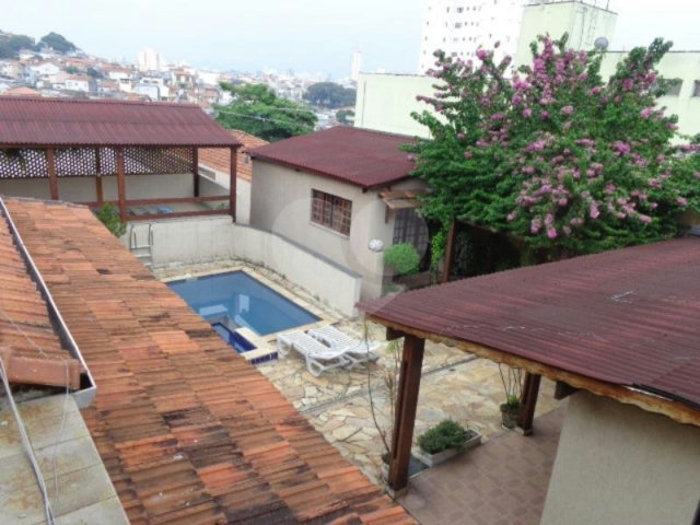 Casa Térrea à venda com 3 suítes em Vila Gustavo, São Paulo, SP